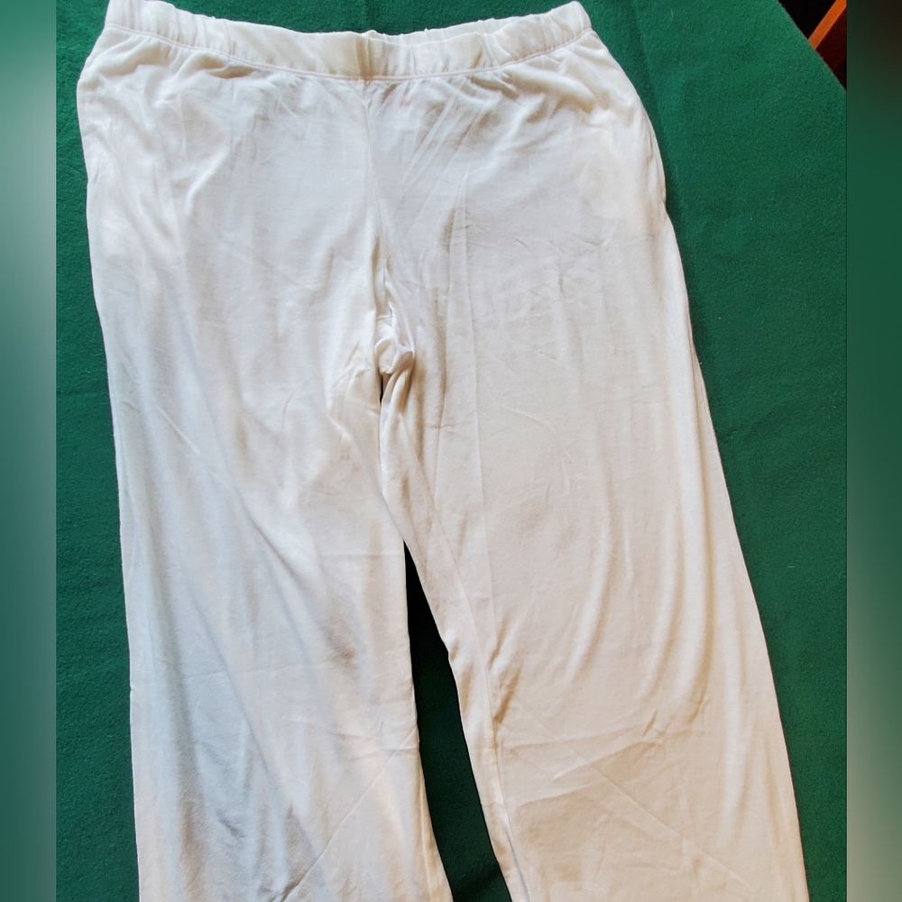 Victoria's Secret white lounge pants - Picture 7 of 9
